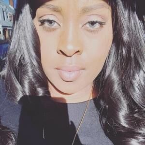 Meet your Posher, Janelle